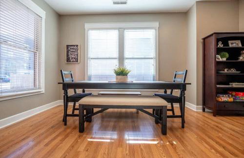 6BR Downtown Side-by-Side Townhomes 2 Garages - Foto 35