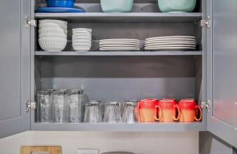 Apt+ 2 Queens+Bunkbed+Free Parking 55"TV - Photo 68