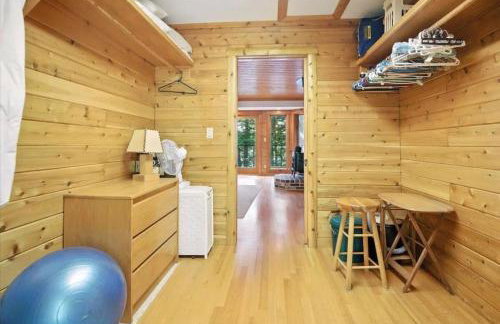 Lakefront Log Home on Huge Lake in Private Cove - Foto 25