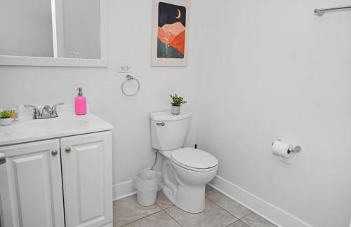 Charming 420Friendly 3BR South Loop Near McCormick 2001 South State St - 4F - Photo 20