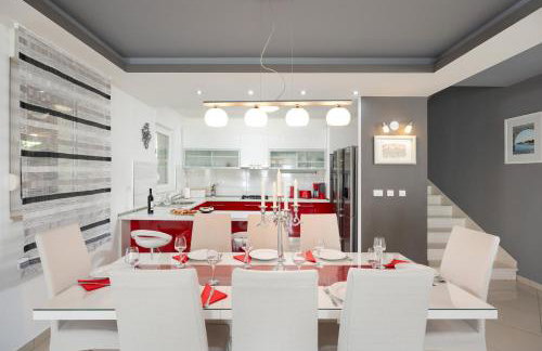 VILLA MILLA with private pool, jacuzzi, sauna, gym, max. 8 person - Photo 22