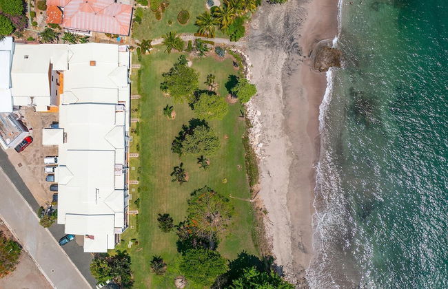 Newly Remodeled Beachfront Condo, Ground-Floor Terrace & Direct Access to Playa Flamingo - Foto 18