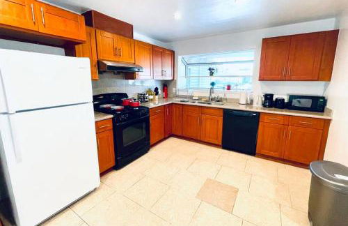 40223 Fremont Entire Coze 3brs house Free Parking nd AC - Foto 20