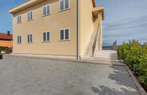 Simplistic Apartment in Neviđane near Sea Beach - Foto 52