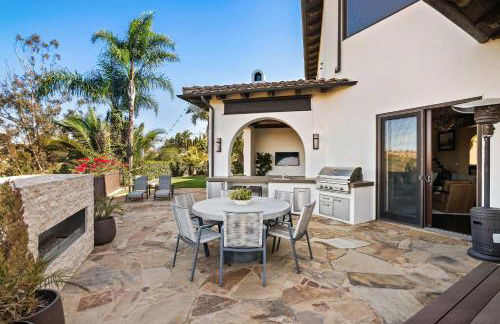 Timeless Spanish Villa with Panoramic Ocean Views - Foto 27