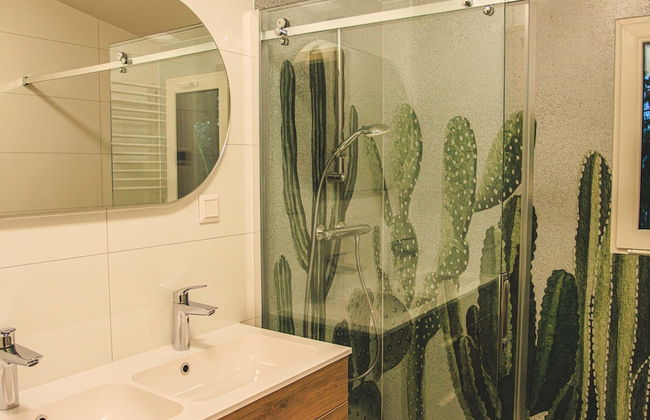 Modern Holiday Home With Terrace - Photo 16