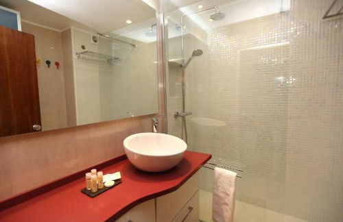 Like-home-T1 Apt-Sea View, near the beach - Photo 5