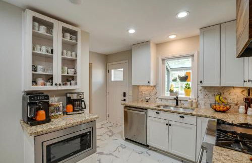 Pet-Friendly Minneapolis Home about 8 Mi to Downtown! - Foto 7