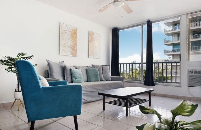 Luna Llena 1BDR Oceanview Pool - Photo 6