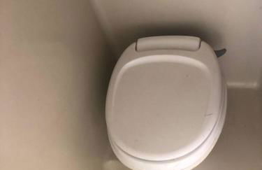 Private and cozy RV, direct bus to NYC Manhattan only 2 blocks away, MetLife Stadium FIFA World Cup 25 minutes away - Foto 14