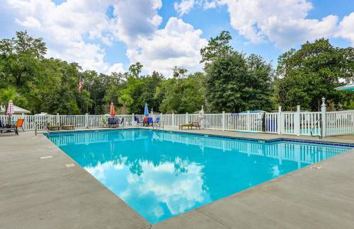 Resort Dock and Boat Ramp Home with Wolf Bay Access - Foto 31