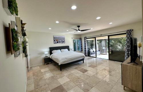 Private Pickleball Villa, Pool Oasis & Chic Casita - Foto 27