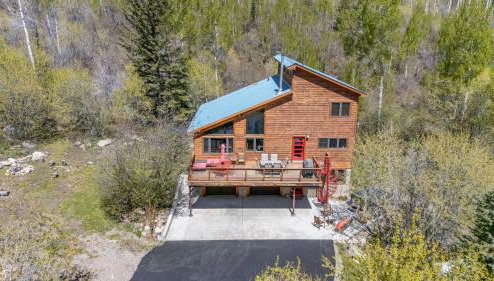Secluded Mtn home by Purg, Hot Tub, Views! Pets ok - Foto 1