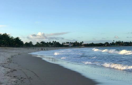Apto novo Imperia Lounge pé-na-areia Itacimirim - Foto 43