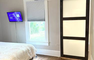Downtown Gem- Walking Distance to Newton Square - Photo 23
