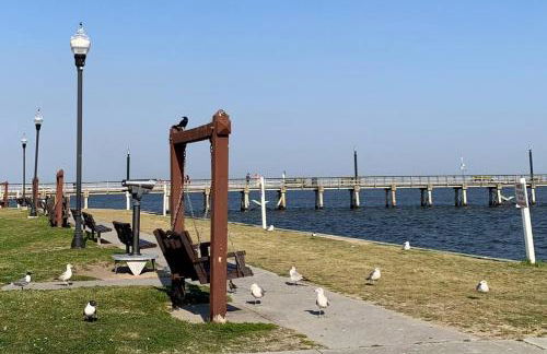 Downtown- Sunshine Cottage and Golf Cart - Foto 50