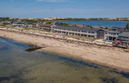 Beachfront with Stunning Views - Foto 31