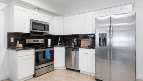 Cherry Suites 2BR Apt w W D Arcade Machine - Foto 4, stove, dishwasher, pet friendly, minibar