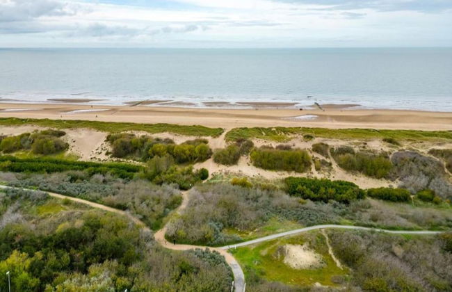 Modern Holiday Home, Near the Sea - Photo 24