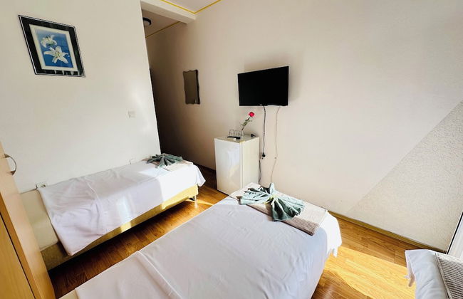 Bogumila Hotel - Photo 6