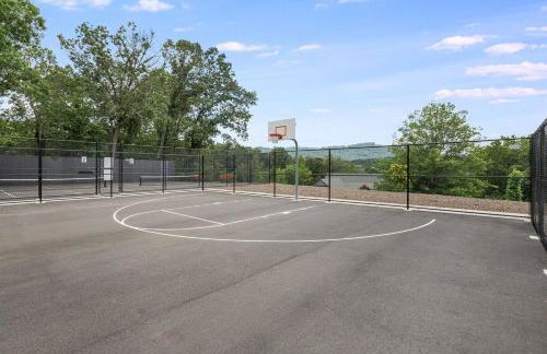 Charming getaway in Weaverville! Great location! - Foto 43