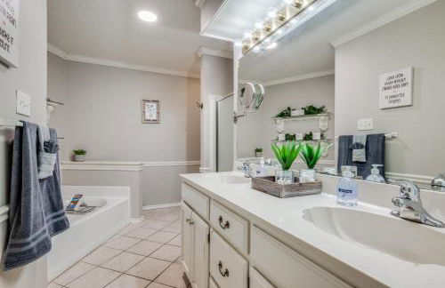 Spacious Brick House 3BR 2BA A+ - Foto 42