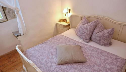 FeWo Zar Ferdinand Schloss Weitersroda - Foto 5