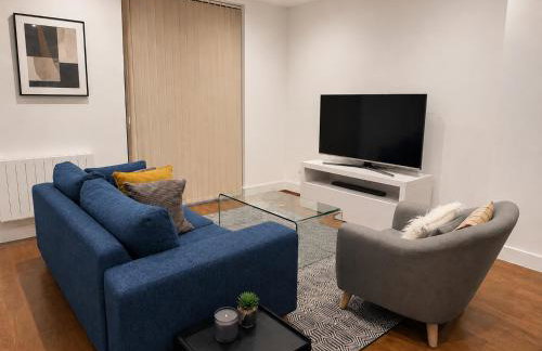 2 bedroom 2 bath 1 ensuite in Roya Asenal beautiful views & parking - Foto 4