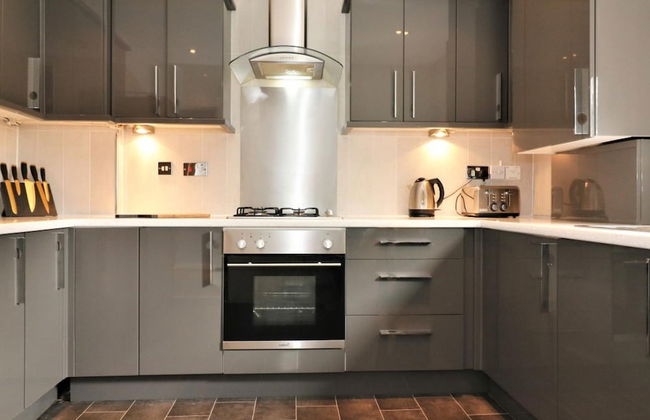 Carfin House - Motherwell - Photo 22