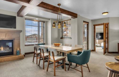 Sunrise Gondola Retreat Ski In Ski Out - Photo 8