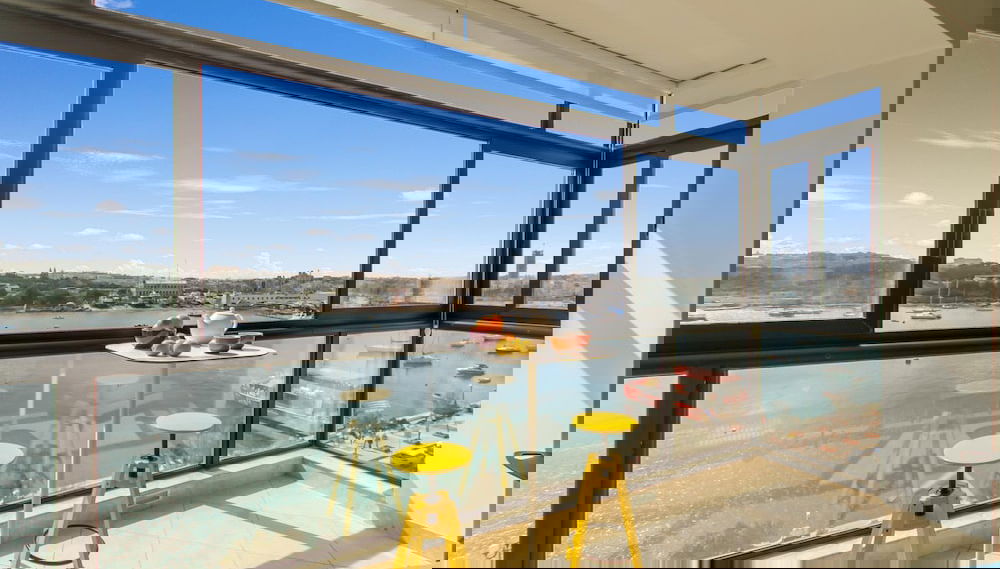 Magnificent Sunny Seafront Apart Sliema - Foto 1, Habitación