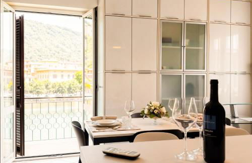 LAKESIDE SERENITY ESCAPE - Lakefront, Air Conditioning, Private Parking - Foto 9