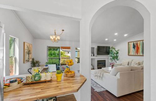 Elegant Retreat- Sleep 10-Boho Dome Lounge-Hot Tub-Games-Golf-Serene Getaway - Foto 11