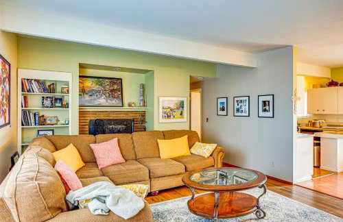 SeaTac Home with Patio and Grill - 3 Mi to Airport! - Foto 4