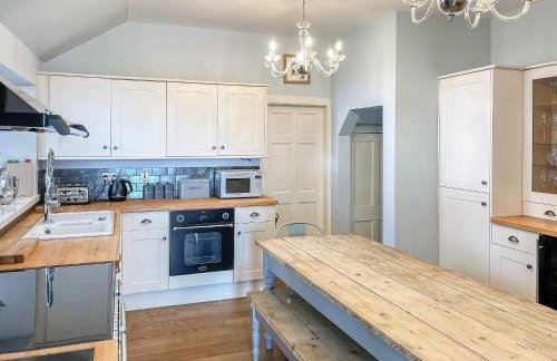 The Old Manse - Ukc6854 - Photo 6