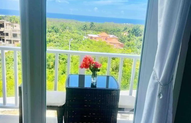 Charming Sea View Town House Chef Driver Optional - Photo 37