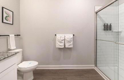 Landing Stunning 2BD Pool Gym - Foto 45