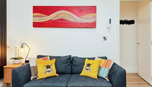 Modern 1-Bed Apart in Central Solihull near NEC - Foto 2