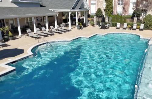 Landing Amazing 1BD Tennis Court Clubhouse - Foto 15