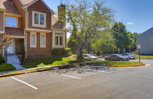 Close to Hospital and Dulles Herndon Townhome - Foto 31