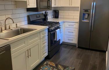 Downtown Bellaire, Close to Hiking, Biking, Golf, Lakes,Pets friendly - Foto 8