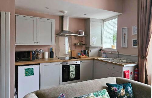 The Ferns - Modern Apartment With Parking & Shared Garden - Foto 7