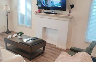 sofi intuit cozy home free parking queen beds - Foto 1