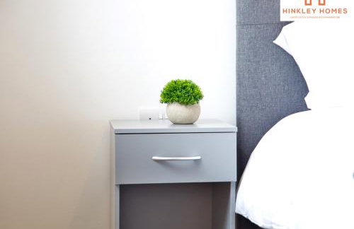 City Centre - Free Parking - HPC transport links - By Hinkley Homes Short Lets & Serviced Accommodation - Foto 34