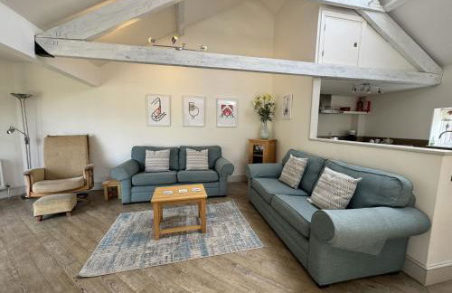 Barnfield - Beautiful Barn, River views, Close to Quay - Foto 2