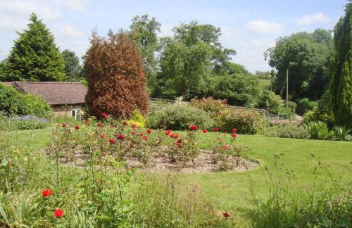 The Farmhouse - Photo 17