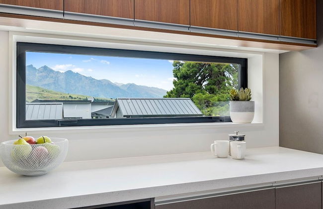 Bright, Modern, Plush - Brand New Townhouse - Foto 12