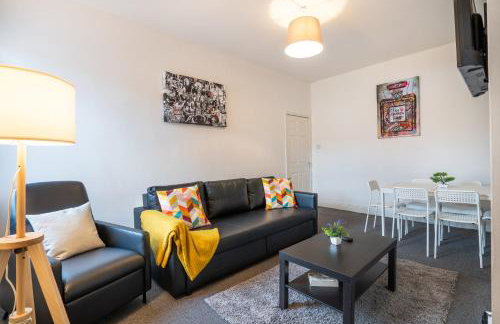 4Bedrooms-3Bath-9Beds-Wallsend- by Holiday Homes - Foto 29