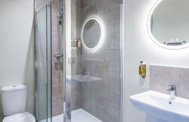 Thetford Hive - Premium Self Check-In Aparthotel - Foto 51