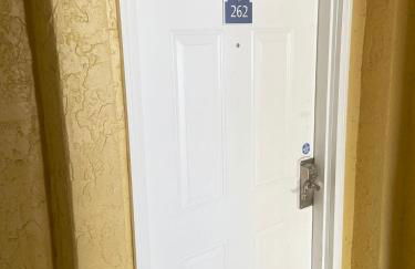 Amazing Waterfront Views Resort, Enjoy Heated Pool & Sunset! - Photo 41